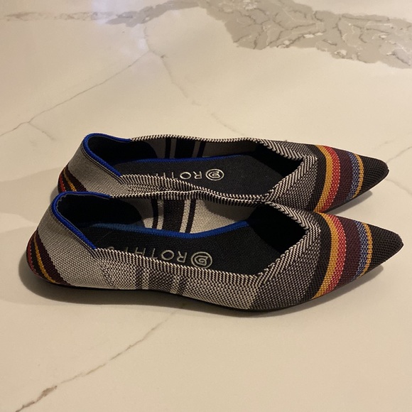 Rothy's size 8 RETIRED inverse stripe - Picture 3 of 4